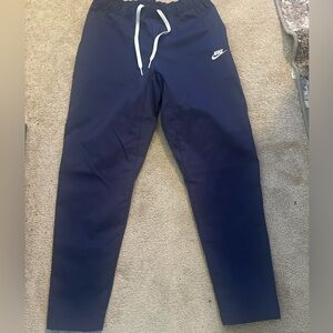 Nike Men's Navy Blue Jogger Pants Size M.. Gently worn. Excellent condition..